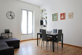 Isola District Bright House